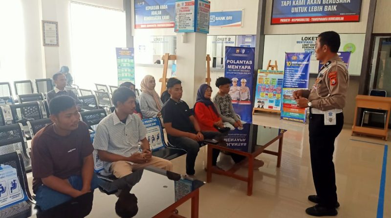 Satlantas Polres Bone Kembali Gelar “Polantas Menyapa” Edukasi Disiplin Lalu Lintas