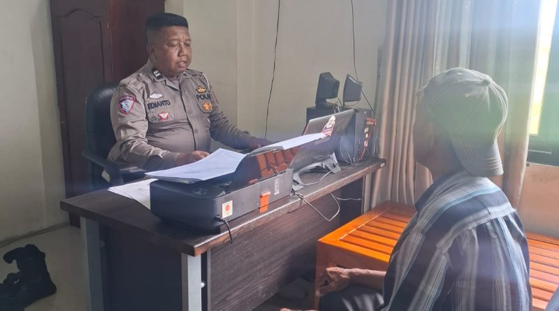 Unit Gakkum Satlantas Polres Bone Layani Masyarakat Dengan Humanis